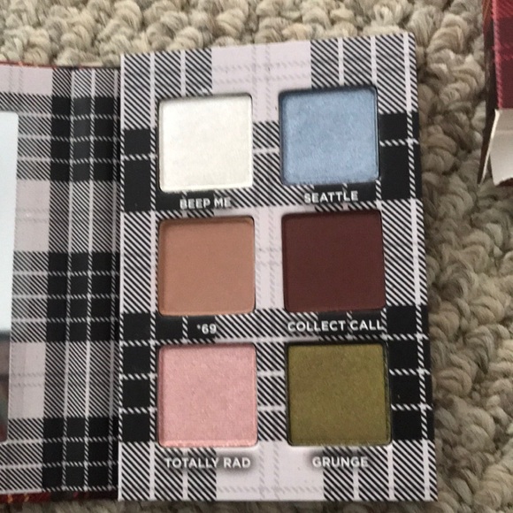 Urban Decay 1993 90’s eyeshadow palette - Picture 5 of 7